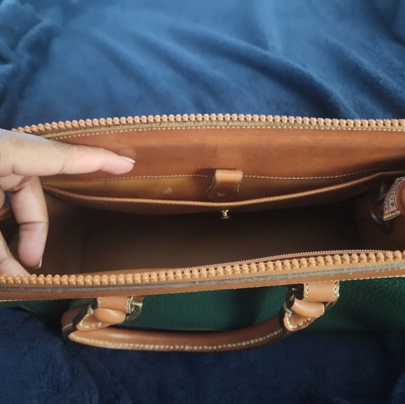 Authentic Vintage Dooney & Bourke - Picture 2 of 3